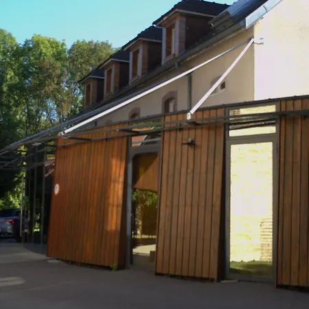 Troyes Hostal