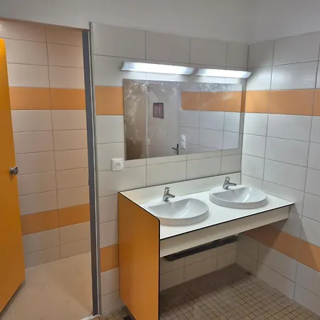 Hostal Troyes